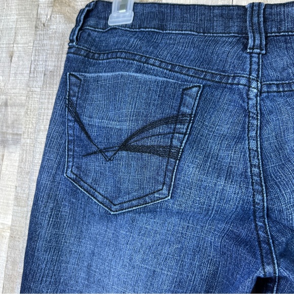 Refuge Premium Size 11 Dark Blue Wash Jeans Lo Rise w/5 Pockets & Belt Loops - Picture 9 of 15